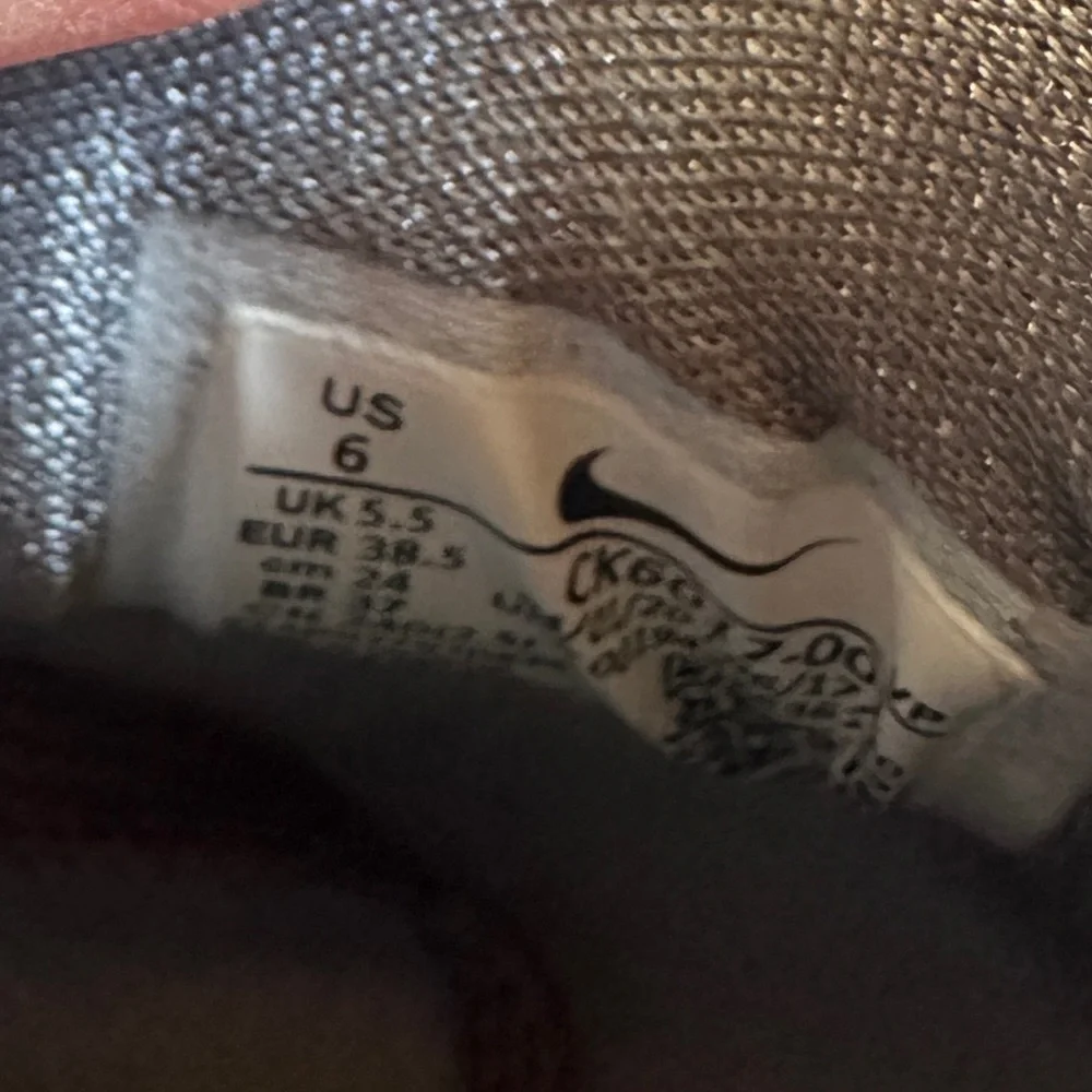 Nike Kevin Durant No 7 Sneakers/Basketball Shoes - Picture 7 of 7